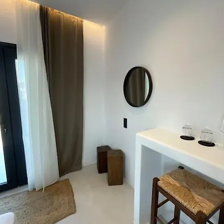 Apartment Little White House Philirismykonos